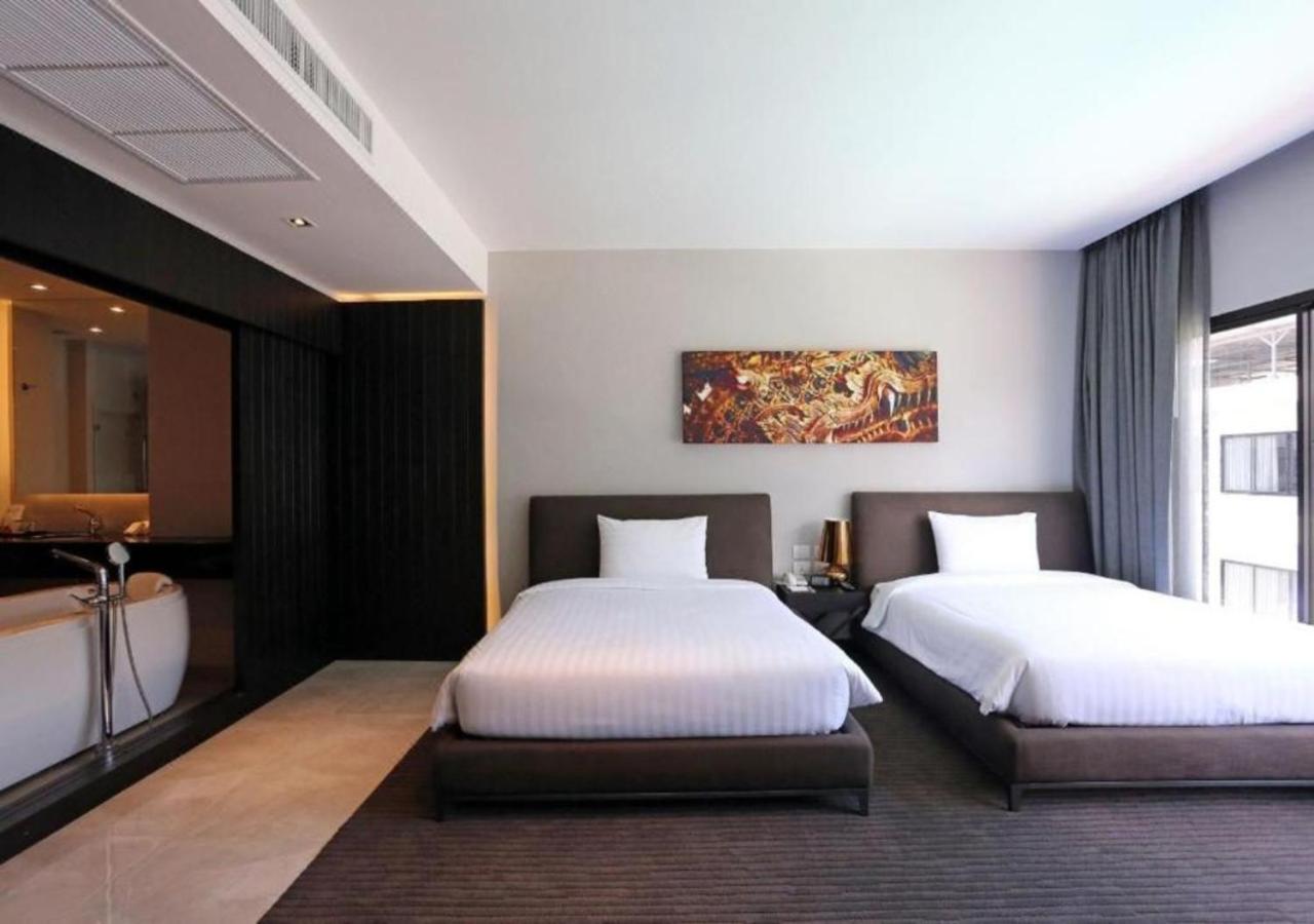 S Ratchada Leisure Hotel - Sha Plus Bangkok Eksteriør bilde Deluxe Room
